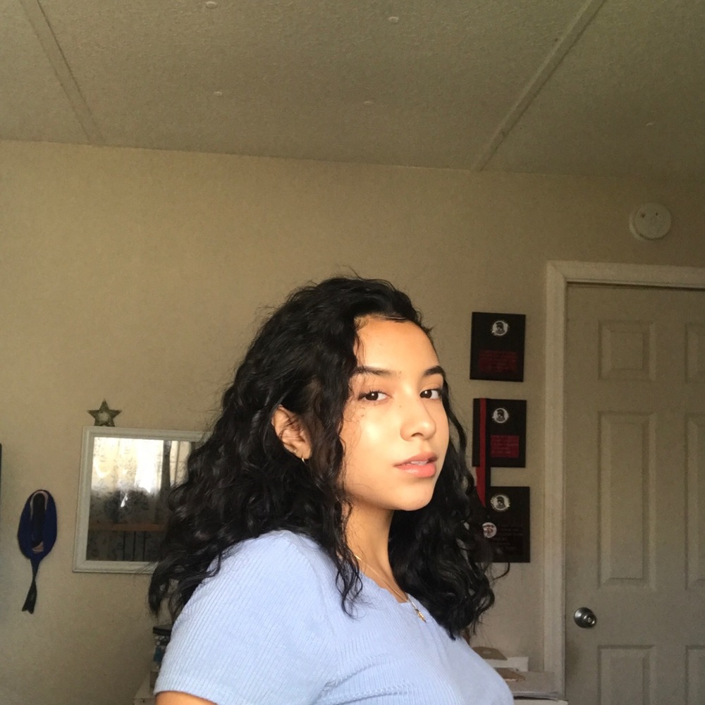 Meet your Posher, Emily